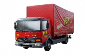 Mercedes Transporter mit Ladebordwand