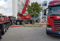 Mobilkran-Einsatz in Berlin Tempelhof